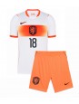 Billige Nederland Donyell Malen #18 Bortedraktsett Barn VM 2026 Kortermet (+ Korte bukser)